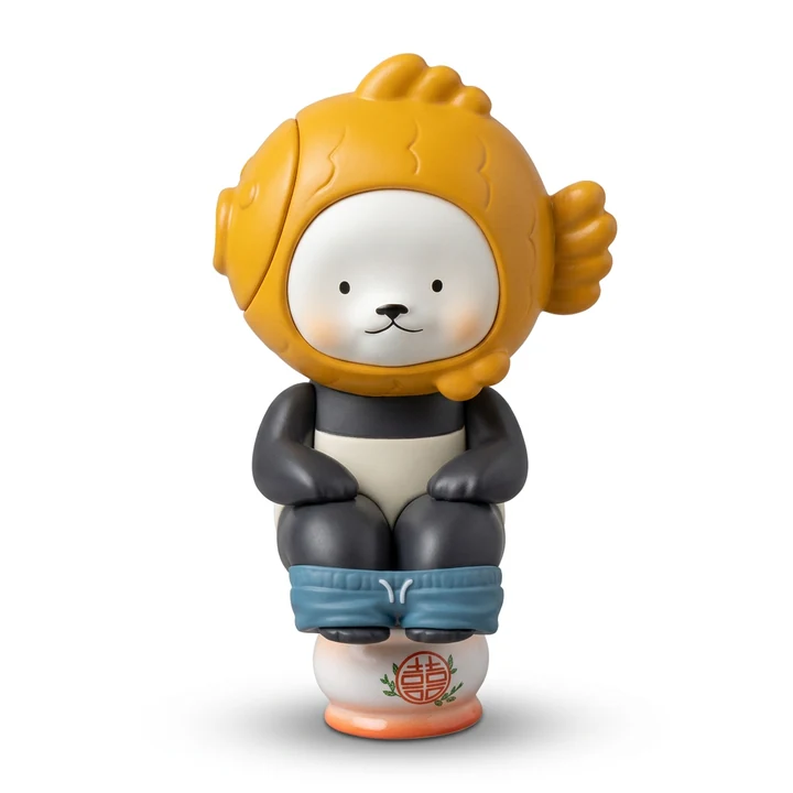 The same figure on pure white after Foca AI — clean vinyl, true color, soft shadow